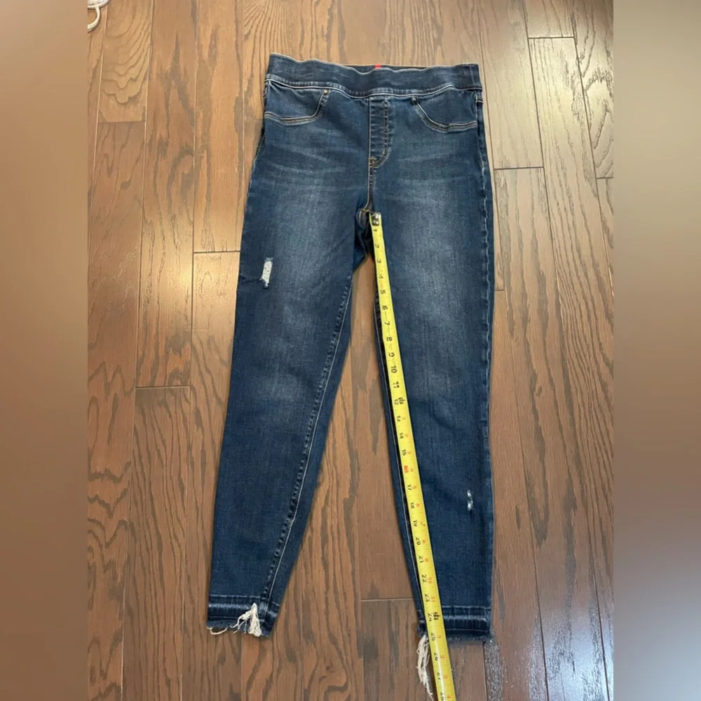 SPANX BLUE PULL ON DENIM JEGGINGS SIZE MEDIUM